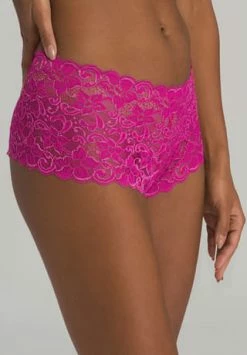 HANRO Moments Midislip, Spitze, Elastisch, Für Damen 1370 VERY BERRY 10 HANRO Moments Midislip, Spitze, Elastisch, Für Damen 1370 VERY BERRY -MEY Shop unnamed file 1434