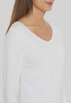 CALIDA Natural Joy Unterhemd, Langarm, V-Ausschnitt, Für Damen 001 WEISS 17 CALIDA Natural Joy Unterhemd, Langarm, V-Ausschnitt, Für Damen 001 WEISS -MEY Shop unnamed file 531